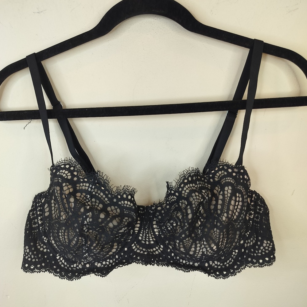Victoria's Secret Push-Up Without Padding Bra 36C Black Lace Light Pink